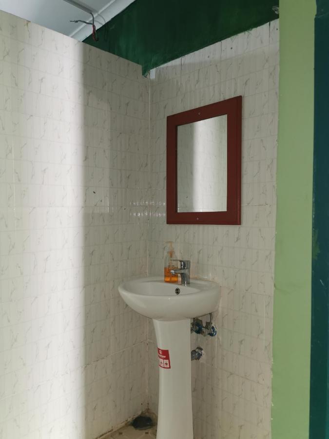 Ibrahim Garden Hostel Arusza Zewnętrze zdjęcie