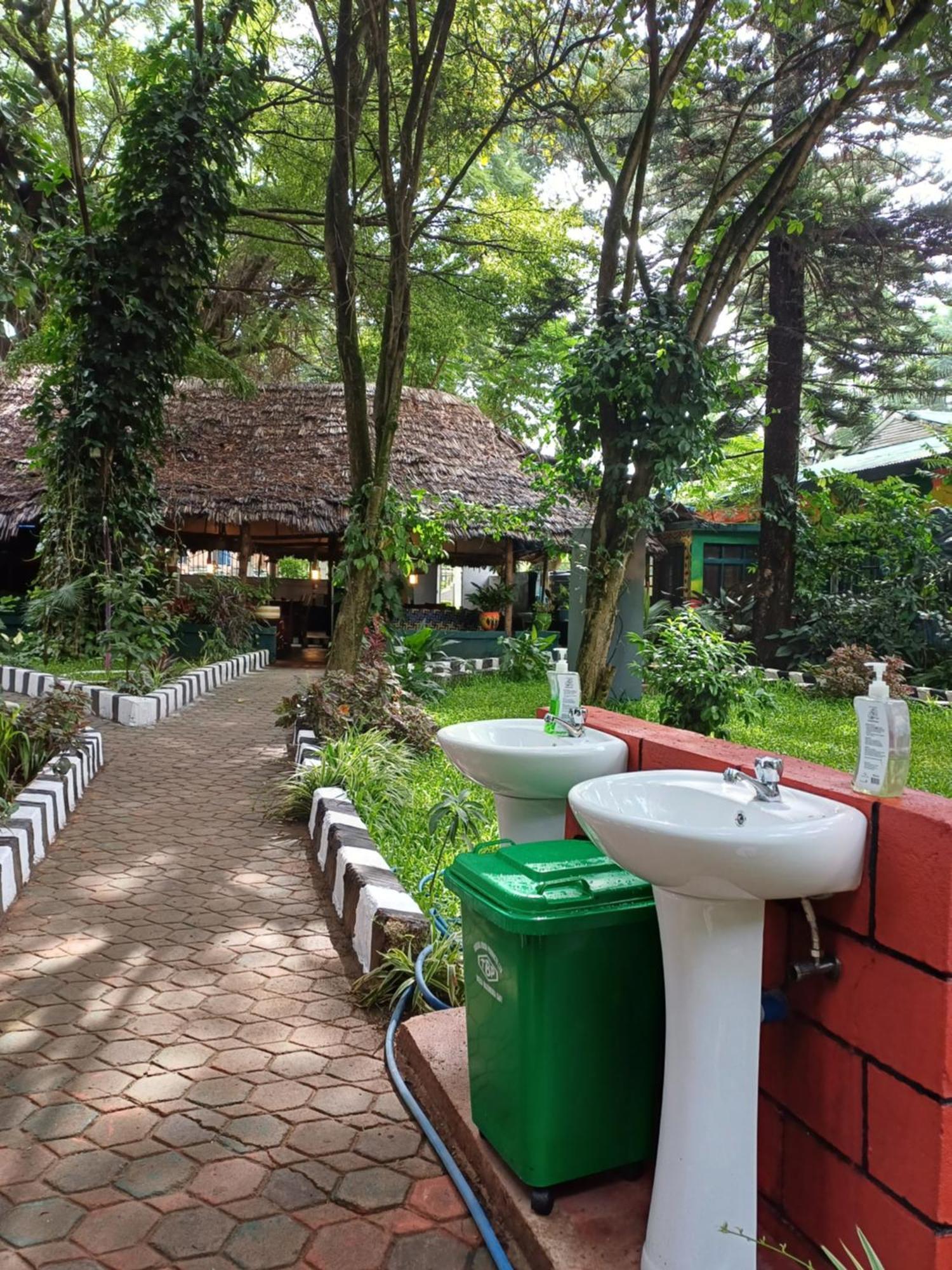 Ibrahim Garden Hostel Arusza Zewnętrze zdjęcie